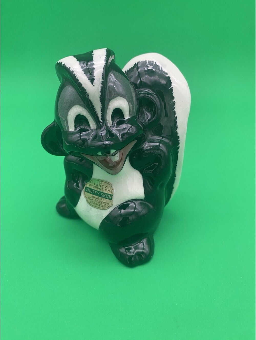 Lantz Snuffy Skunk 4.25" Glazed Ceramic Figurine by Don Roberto - Vintage